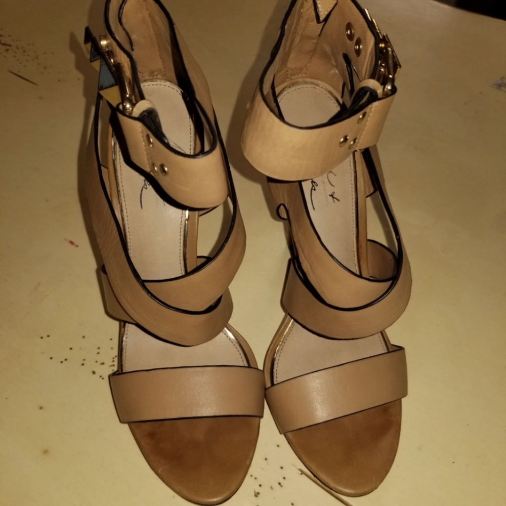 Badgley Mischka by Mark & James...8